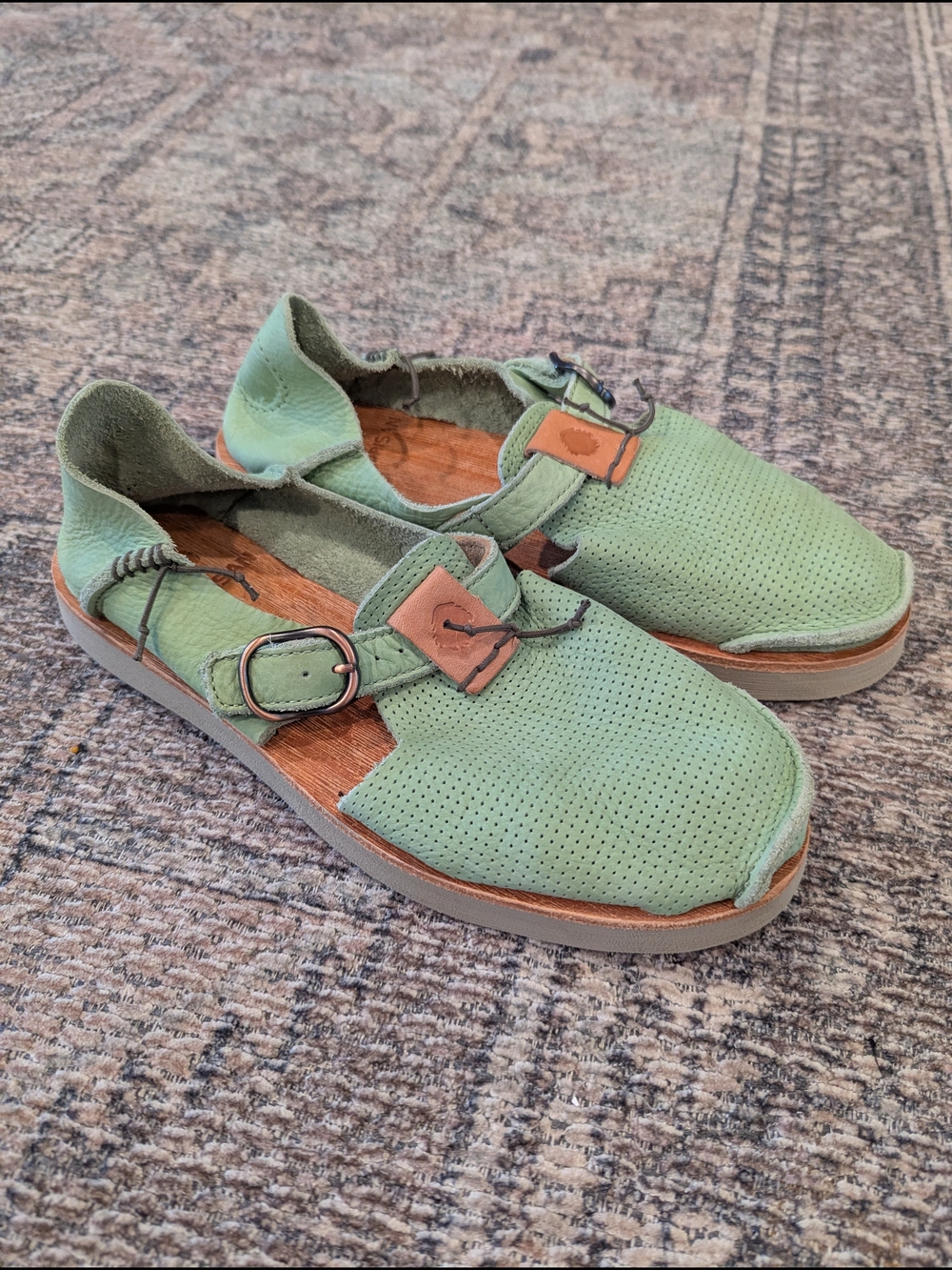 Santorisan Benirras Perforated Leather Slip-On Buckle Shoes In Green Size 9.5